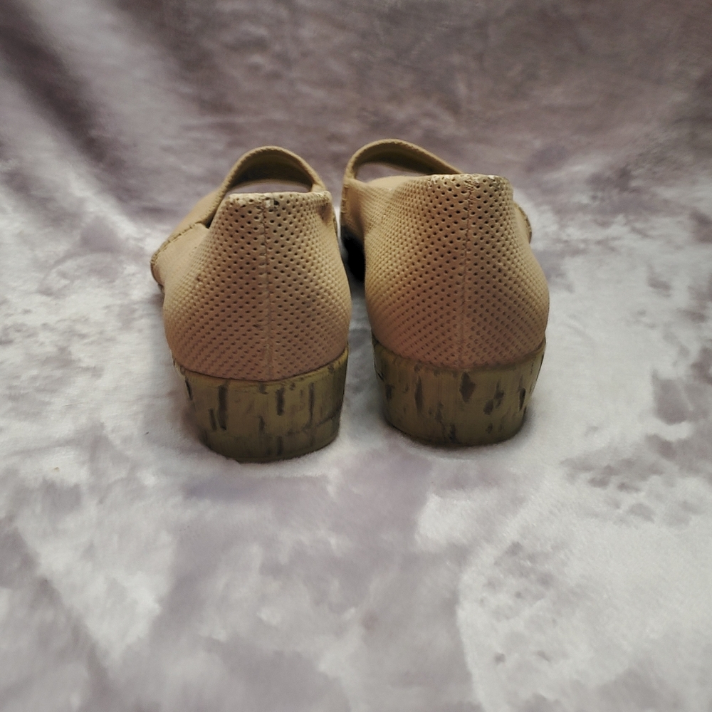 Bass | Tan Wedge Open-Toe Sandals - Picture 4 of 5